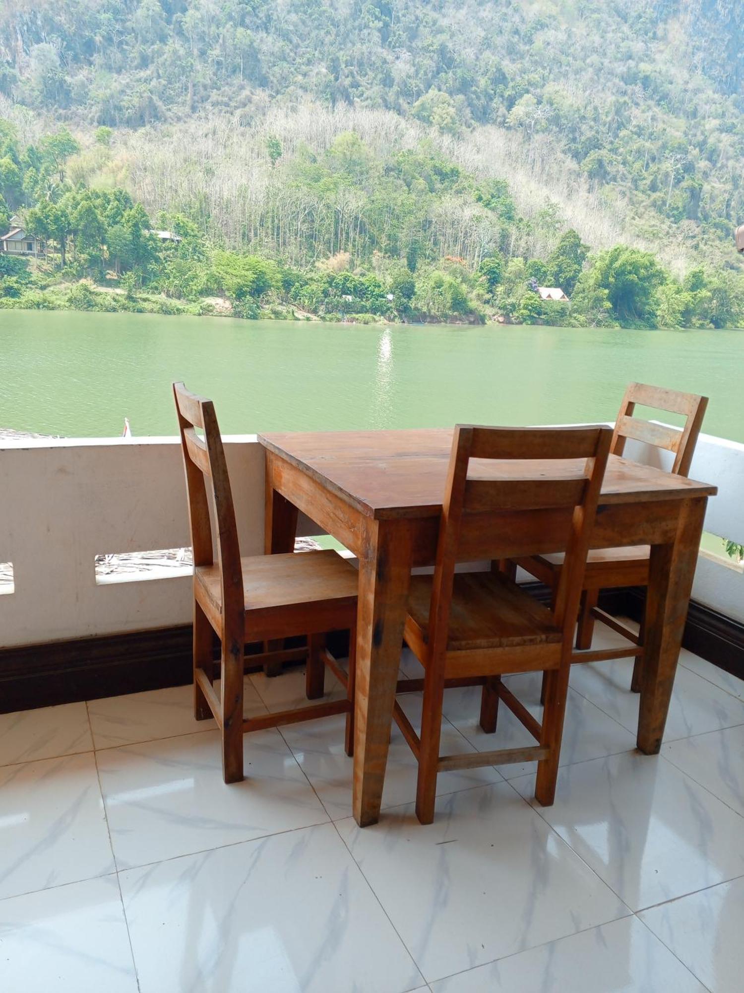 Cam U View Bungalow Hotel Nongkhiaw Buitenkant foto