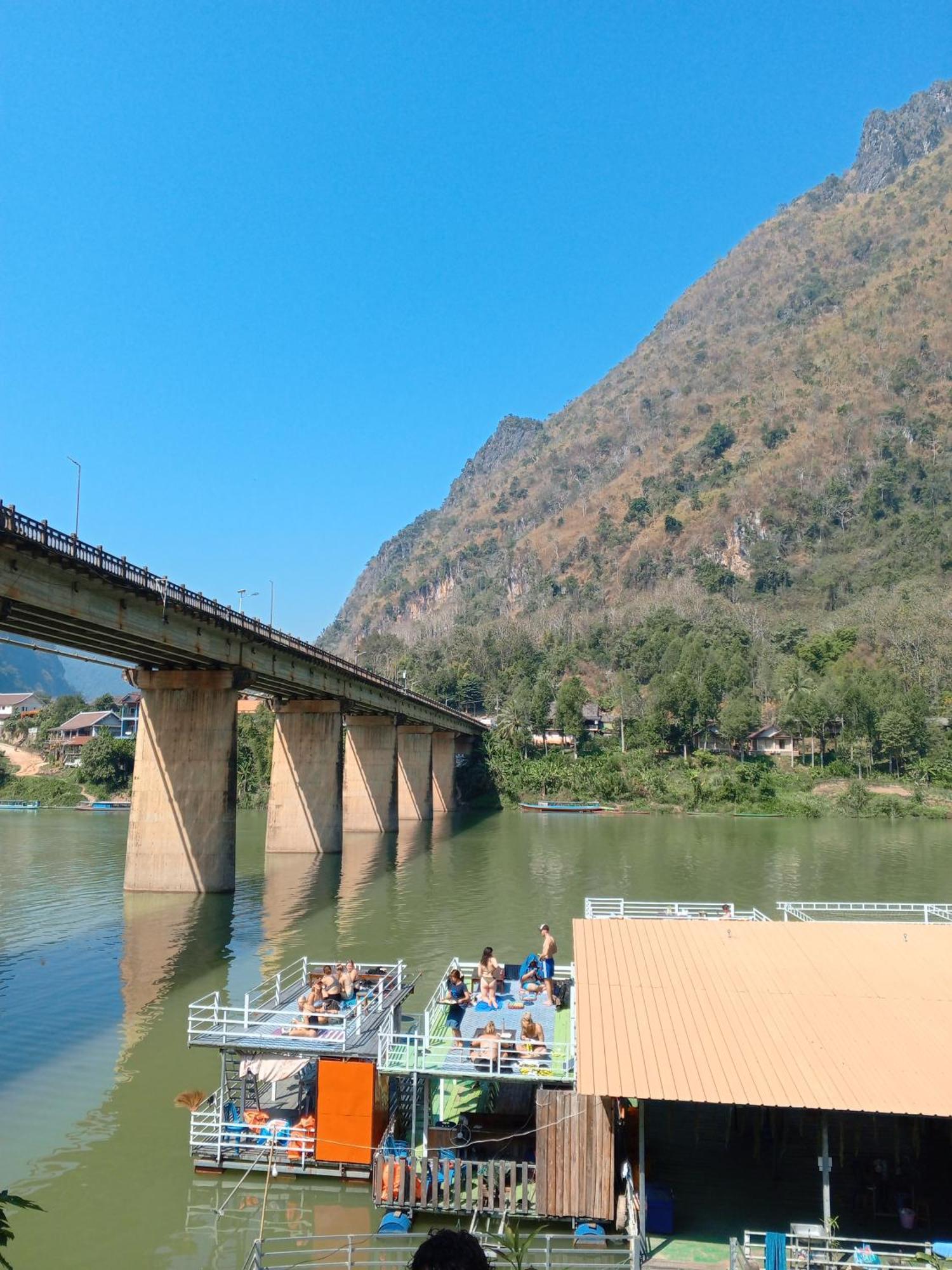 Cam U View Bungalow Hotel Nongkhiaw Buitenkant foto