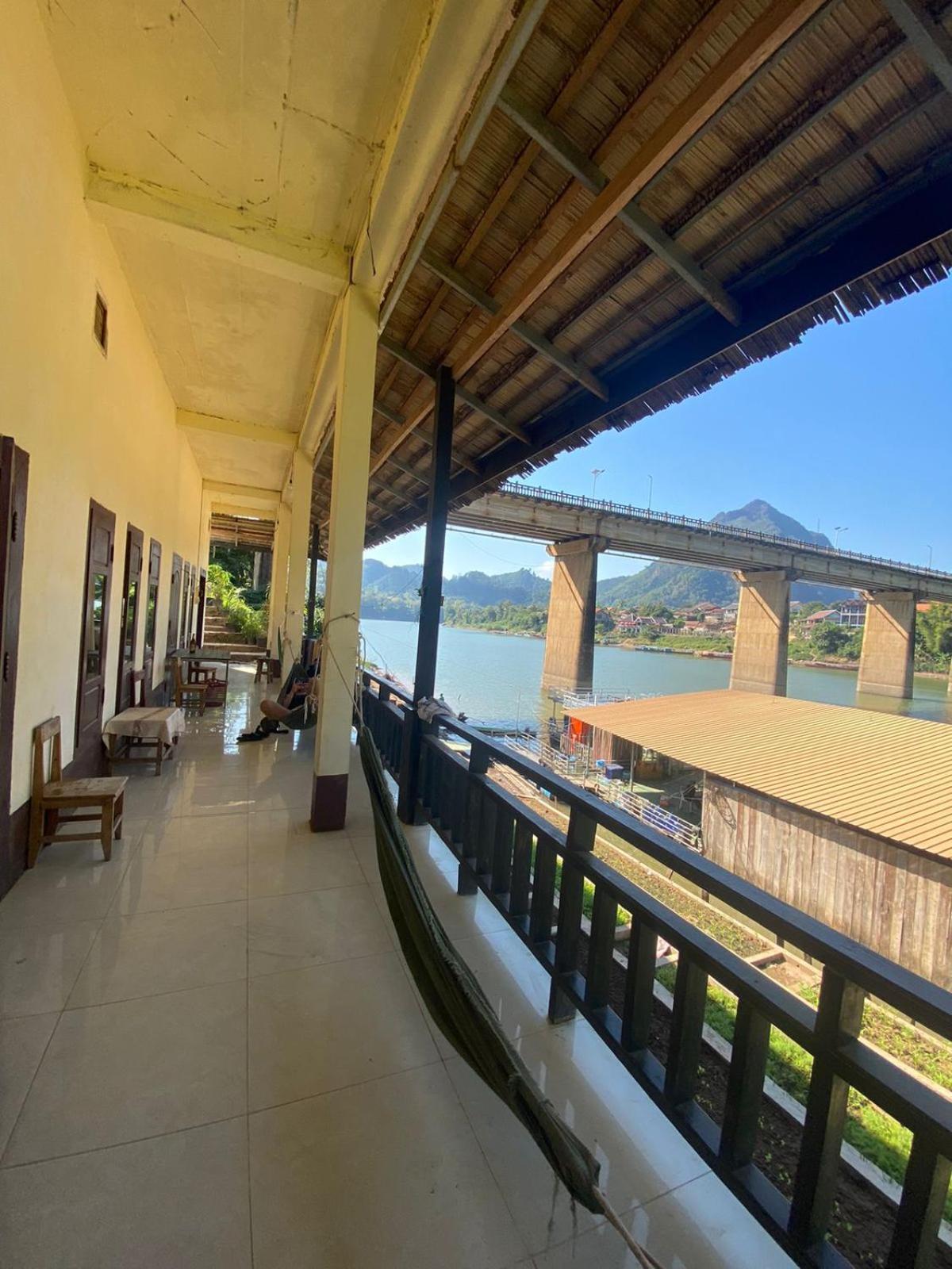 Cam U View Bungalow Hotel Nongkhiaw Buitenkant foto