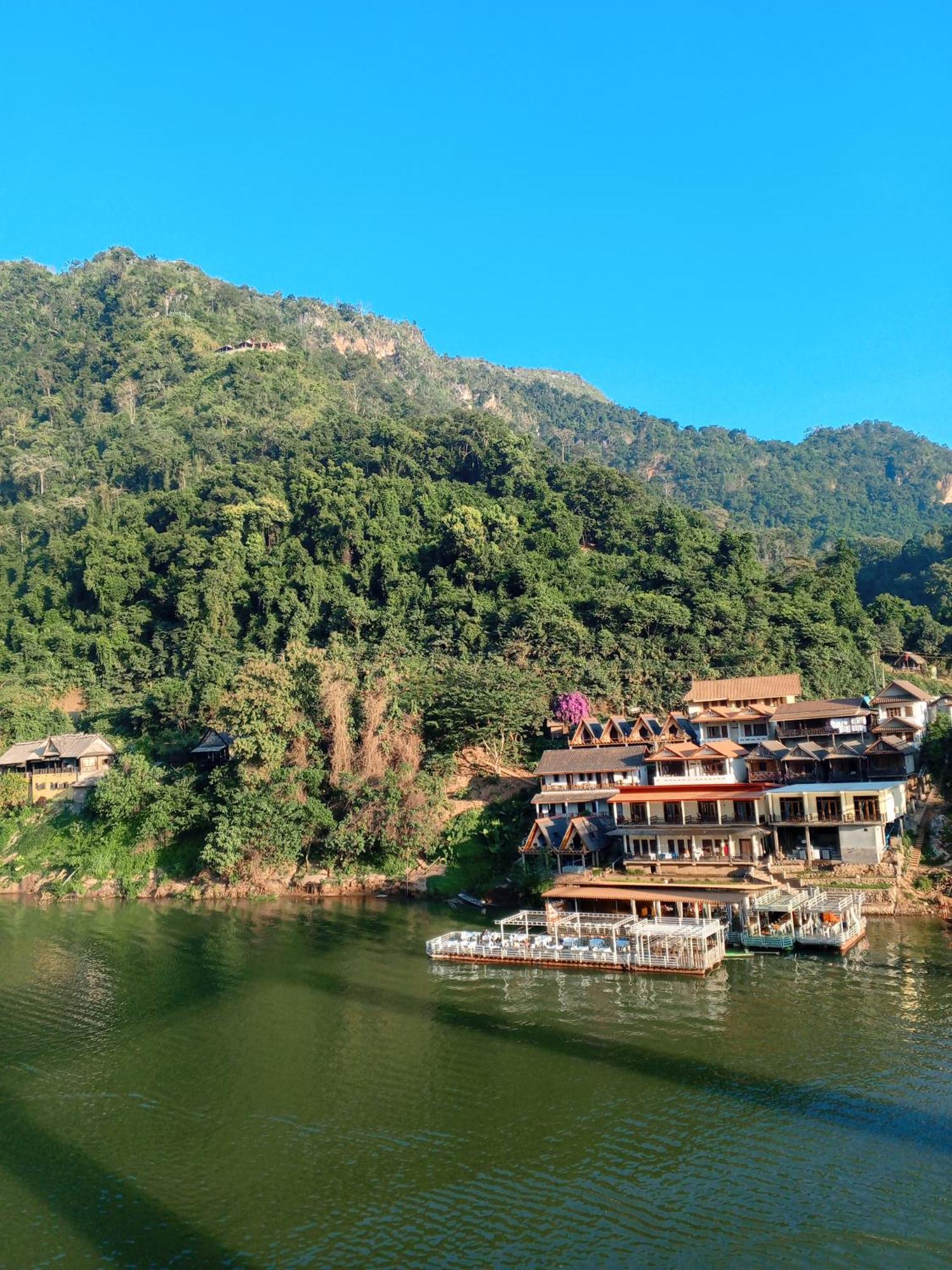 Cam U View Bungalow Hotel Nongkhiaw Buitenkant foto