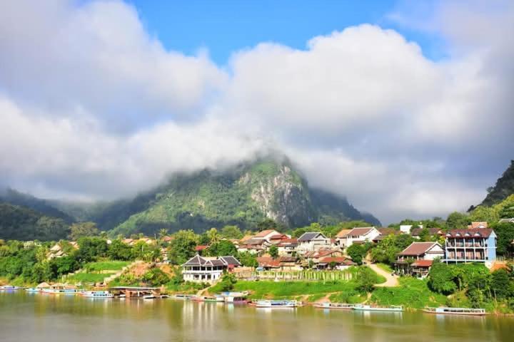 Cam U View Bungalow Hotel Nongkhiaw Buitenkant foto